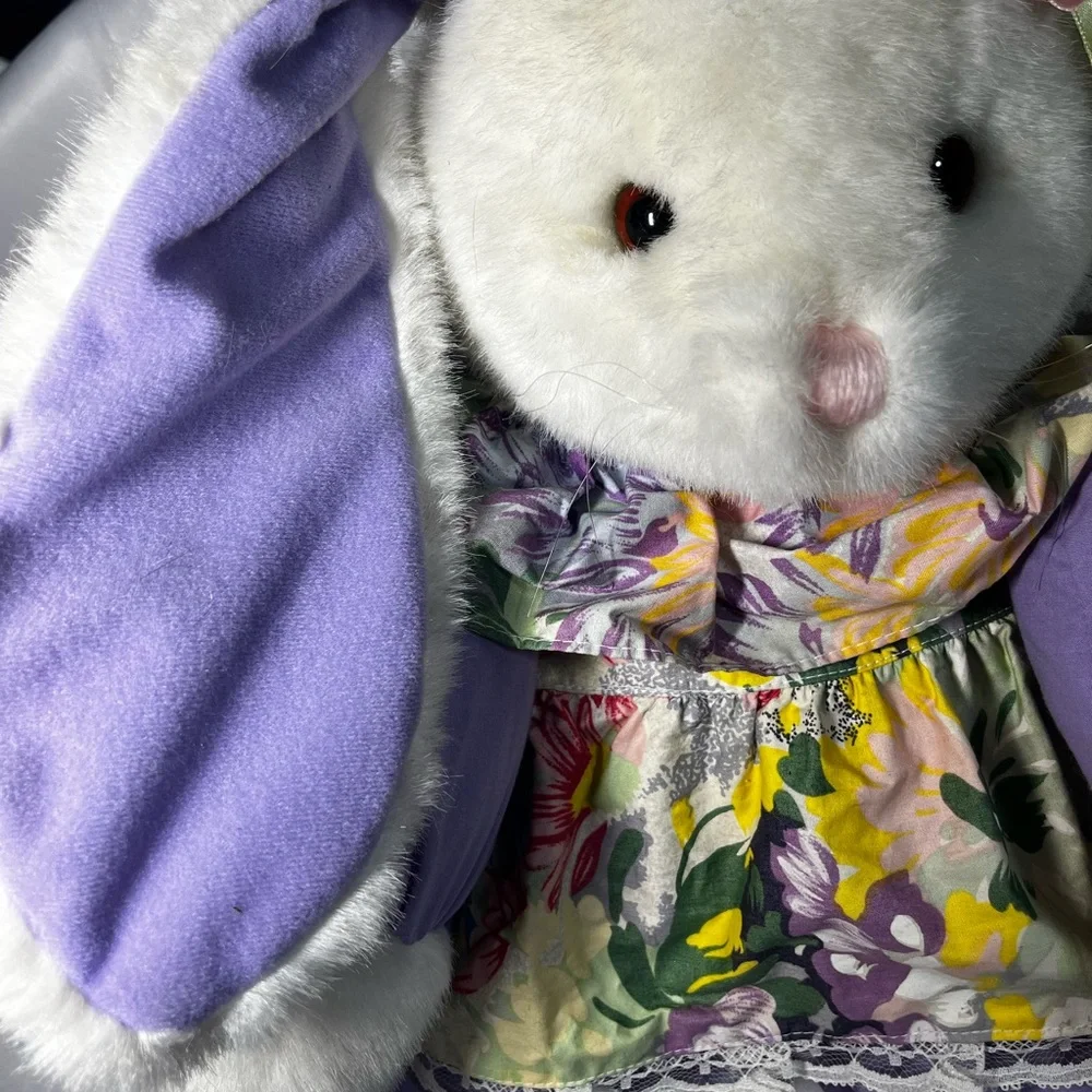 Vintage 1990 Plush Creations Bunny Rabbit 22” Easter‎ Plush Floral Apron